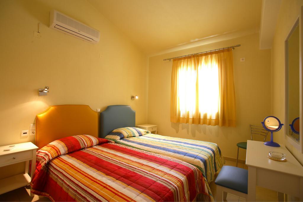 Porto Skopelos Villas Eksteriør billede